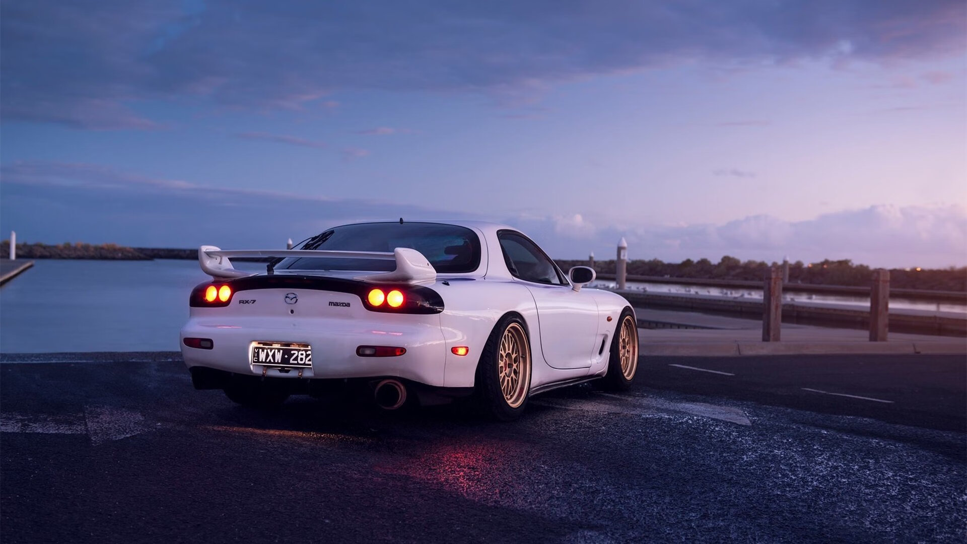 英超裁判语义模型增强多语言环境判罚准确率,英超裁判口哨